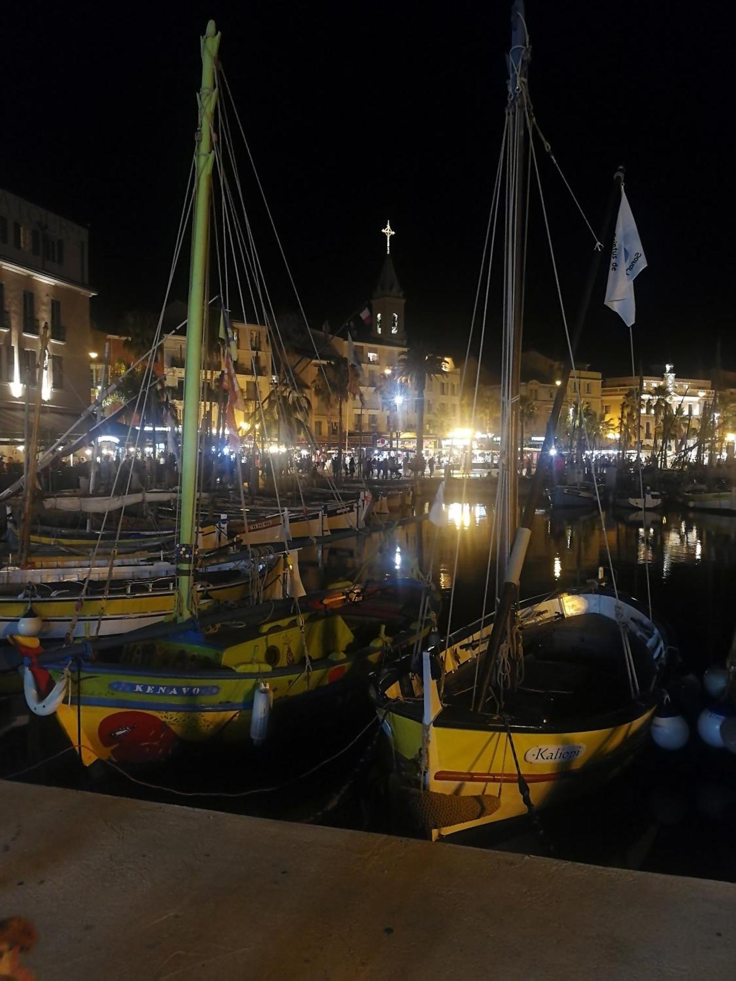 Sanary- La Vie Est Belle- Centre Ville 2 Minutes A Pied- Plage 5 Minutes 외부 사진